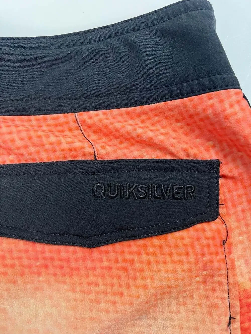 Quiksilver Cypher Series 4-Way Stretch Multi-Colored Board Shorts Size 34
